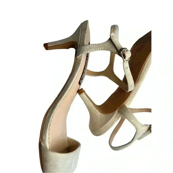 Lagerfeld Paris Women's Ankle Strap Heeled Sandal •Sparkly Gold•Size 8.5• - Picture 3 of 16